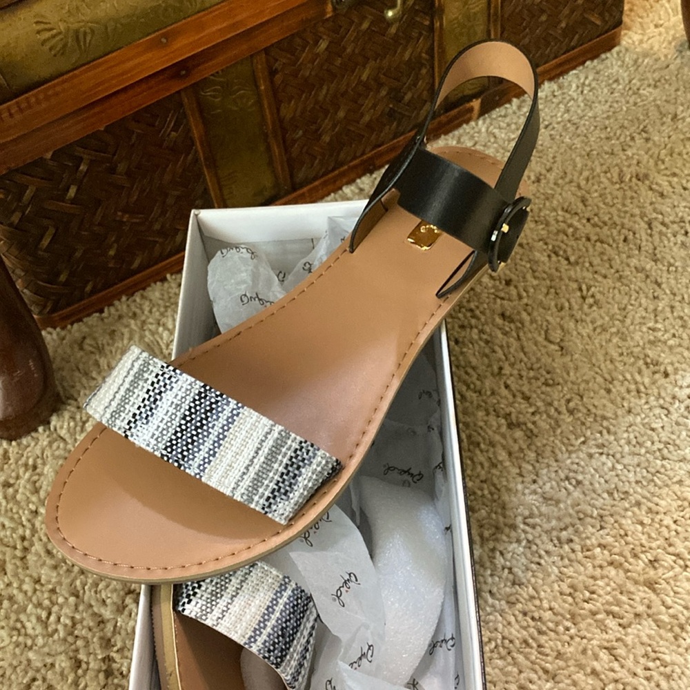 New, Ladies Black Cloth Sandals